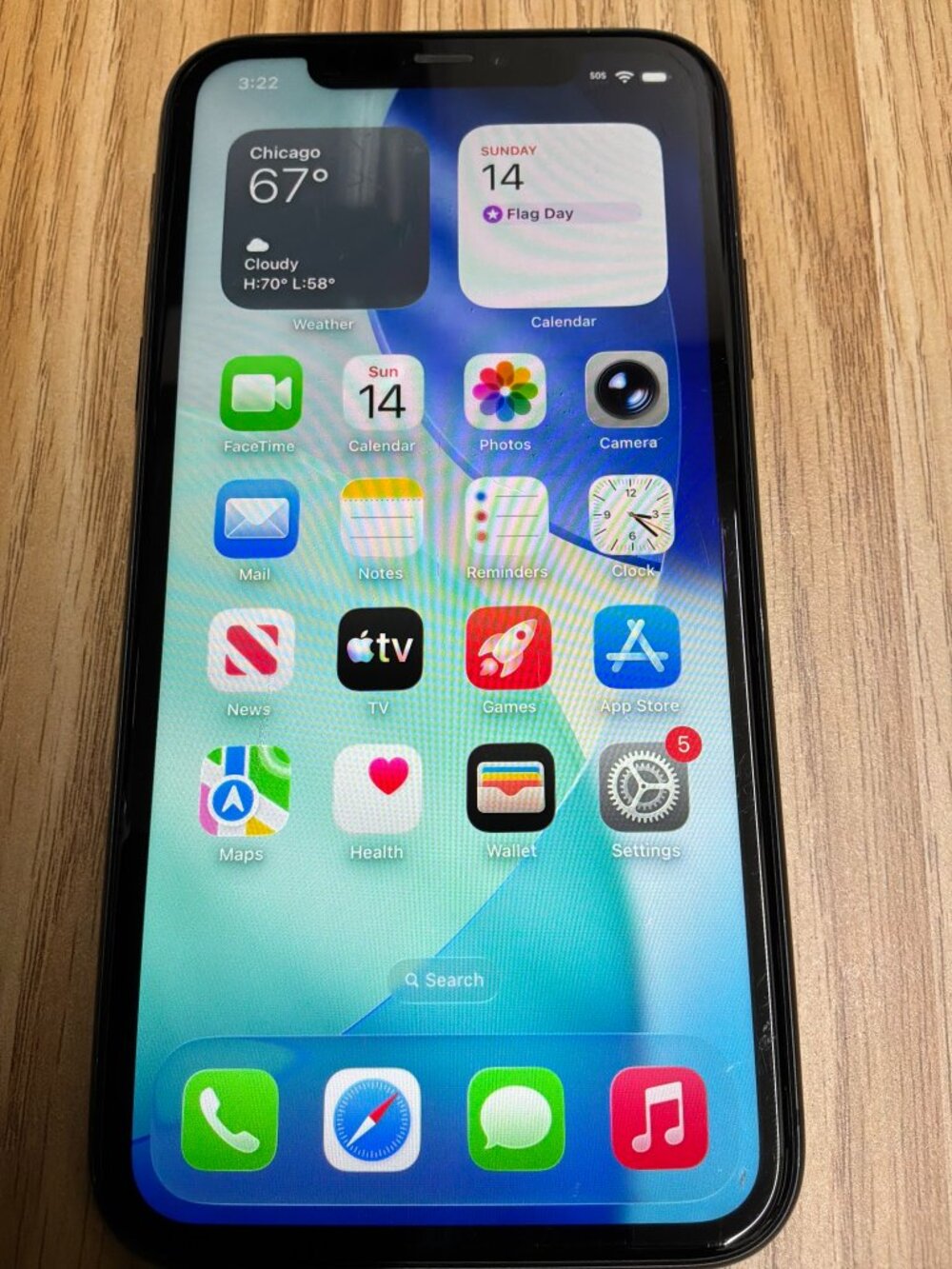 Apple iPhone 11 64GB Black AT&T Locked Smartphone Face ID A13 Bionic Tested Work